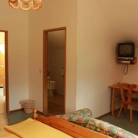 Gasthof Rieseralm ゲストハウス Obdach